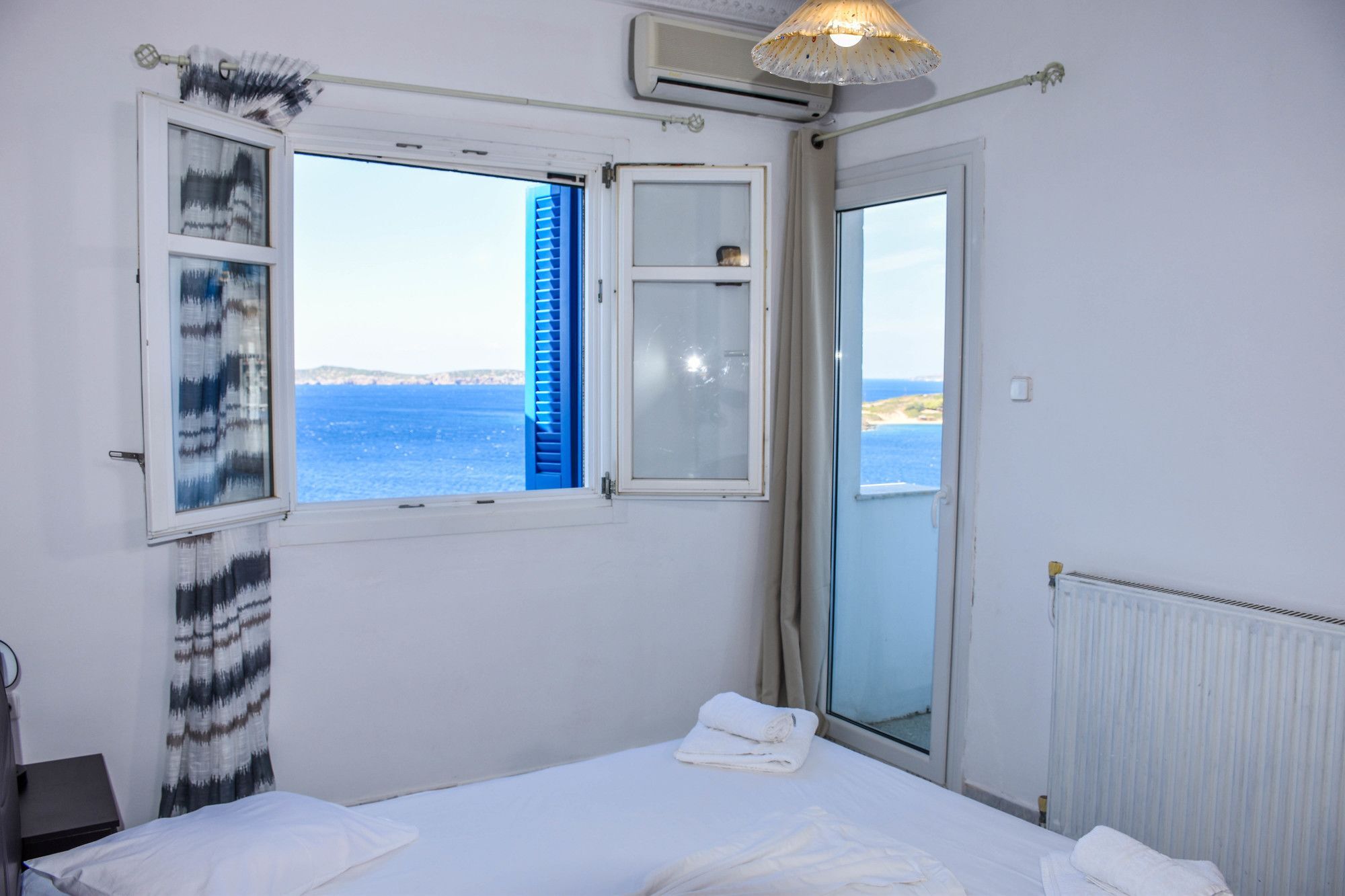 Aegean Sea View Villa Batsi  Bagian luar foto